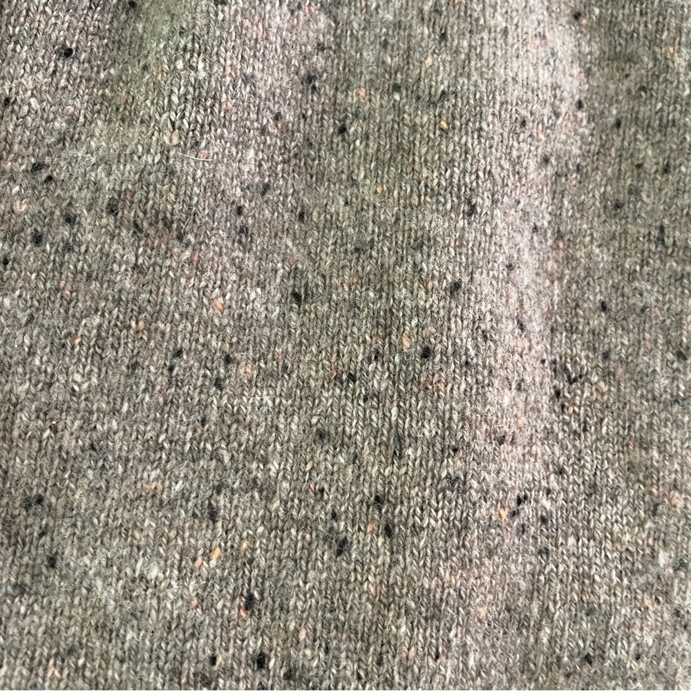 Ann Taylor Women's Crewneck Sweater in Heather Gray - Picture 7 of 8